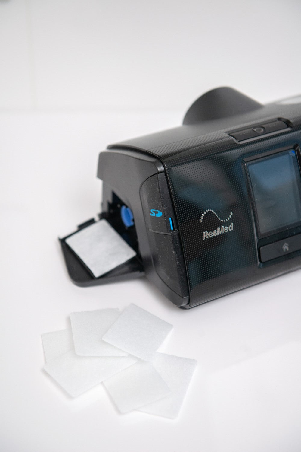 AirSense™ 10 AutoSet™ Card-to-Cloud Bundle with AirFit F40 Full Face Mask
