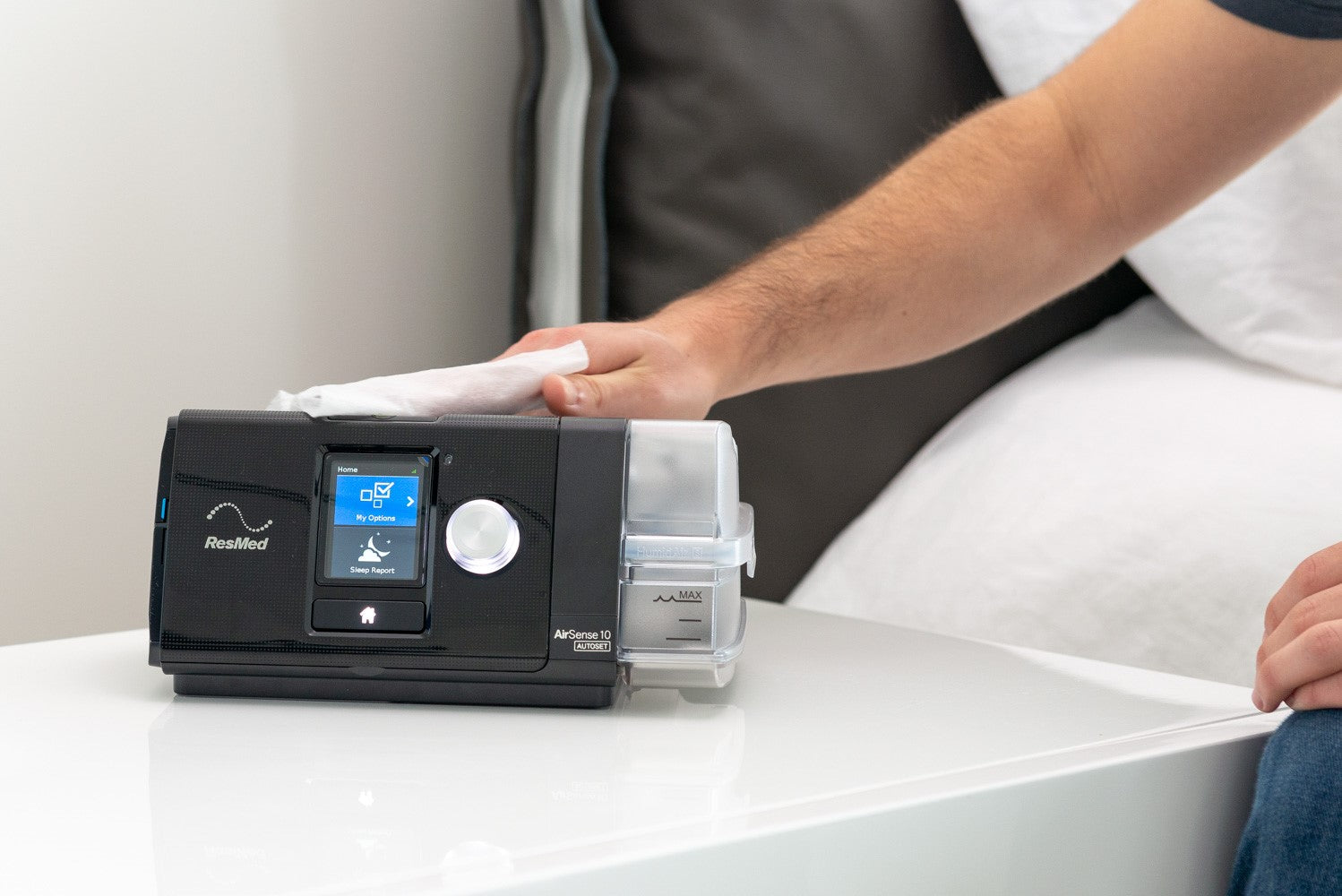 AirSense 10 AutoSet Bundle with AirFit N30 Nasal Mask