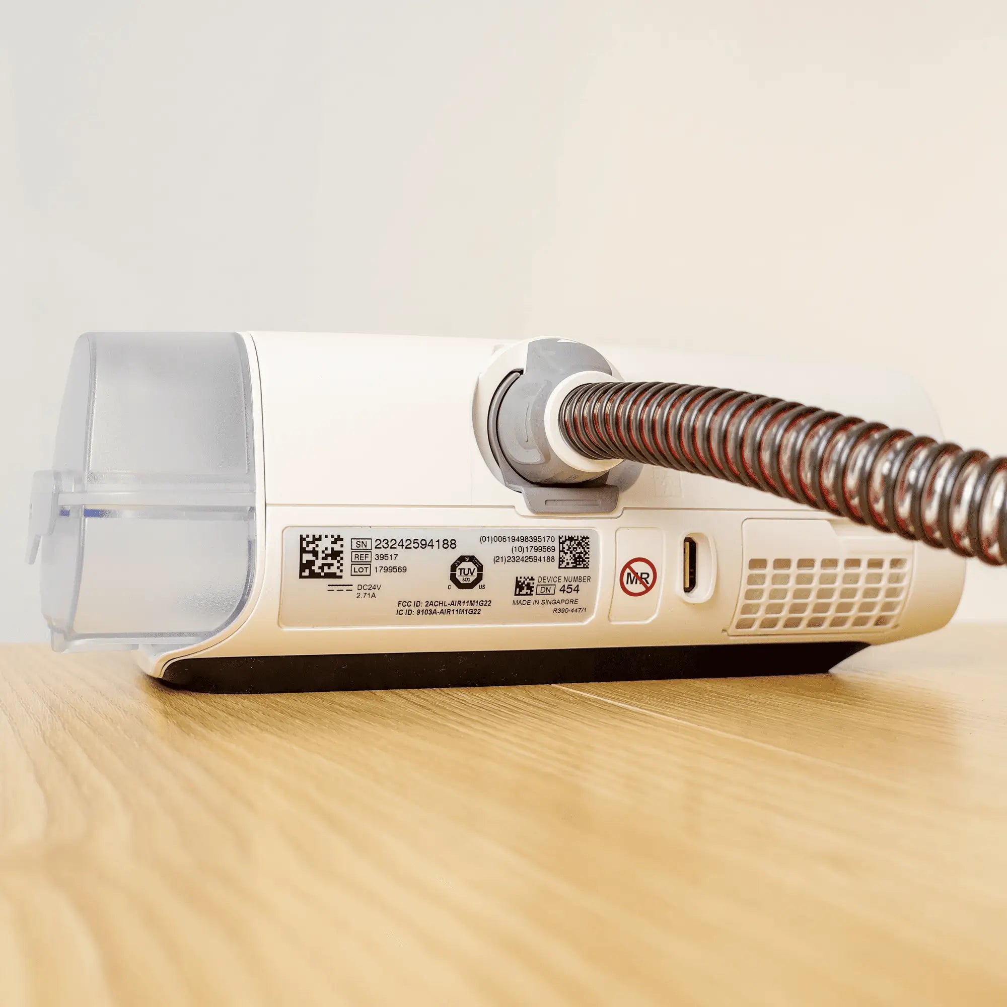 AirSense 11 & AirCurve 11 ClimateLineAir Heated Tube with cpap machine back 2