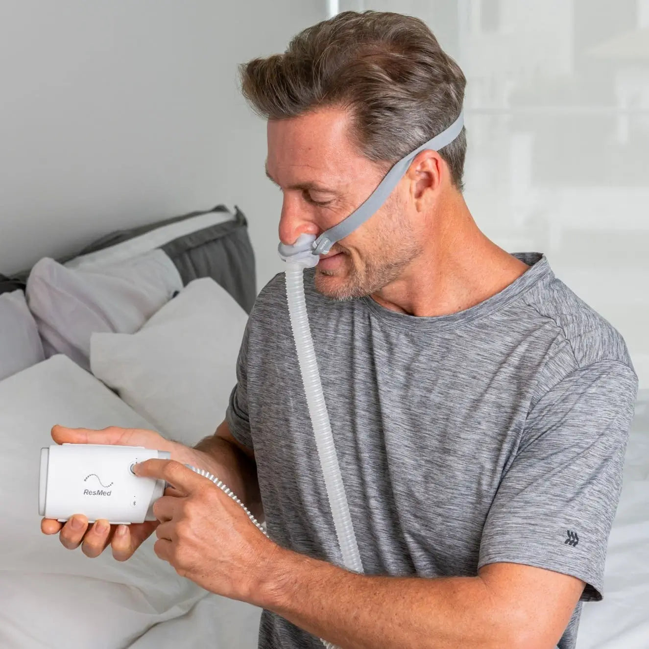 ResMed AirMini AutoSet Travel CPAP Machine Sleeplay ResMed AirMini AutoSet Travel CPAP Machine Sleeplay
