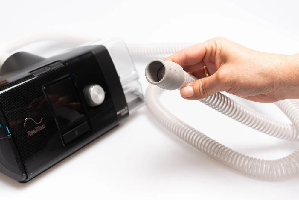 Snugell tubing with AirSense 10