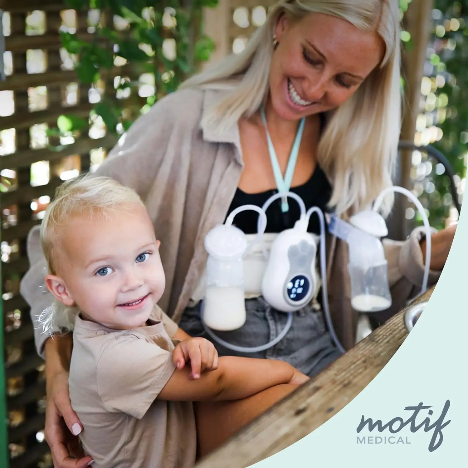 Motif Duo breast pump set up for double pumping, featuring 10 adjustable suction levels for personalized comfort.