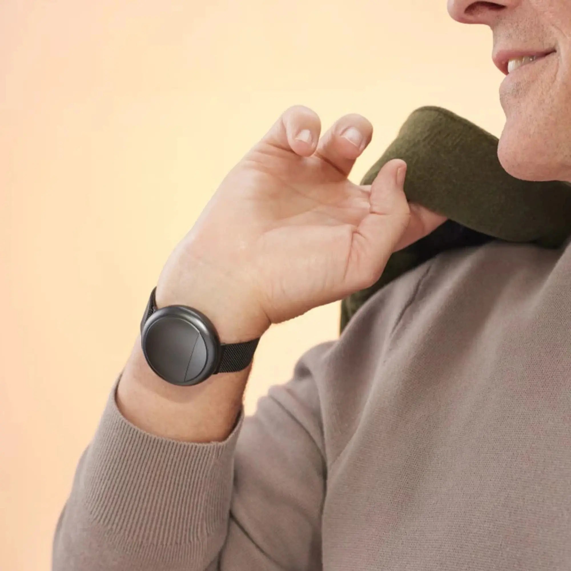 Embr Wave Temperature-Control Bracelet