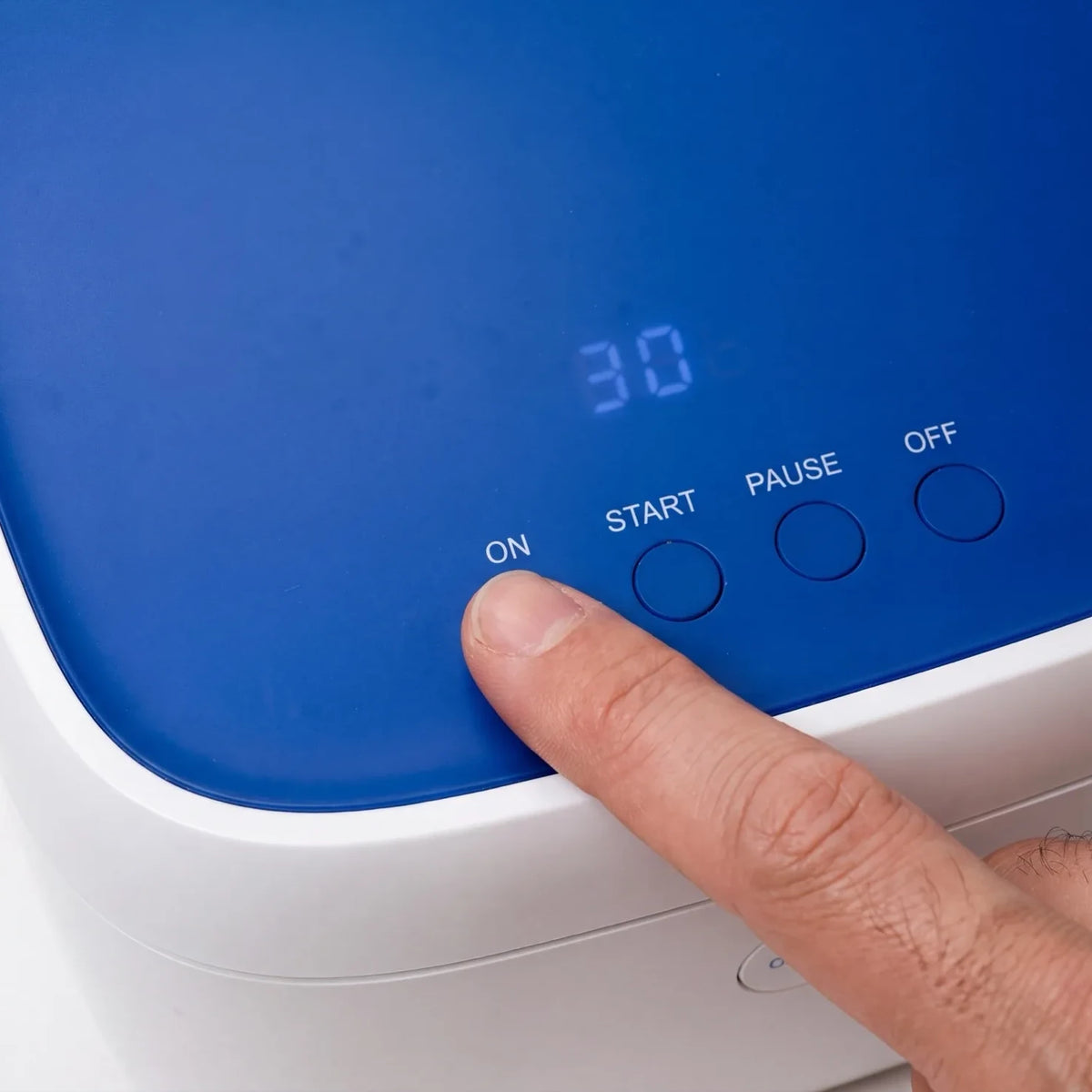 Starting a 30-minute cycle on the Paptizer 360 CPAP sanitizer control panel
