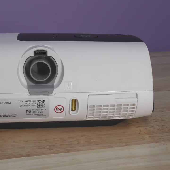 Changing the filter of your AirSense 11.