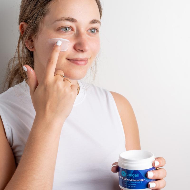 Angled front view of Snugell CPAP Skin Moisturizer on model