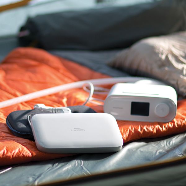 Respironics white travel battery plug in to DreamStation CPAP Machine